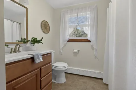 73 Mount Delight Road Deerfield NH 03037