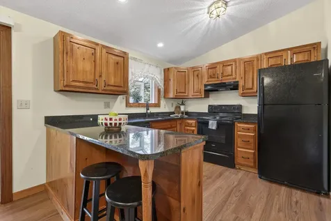 73 Mount Delight Road Deerfield NH 03037