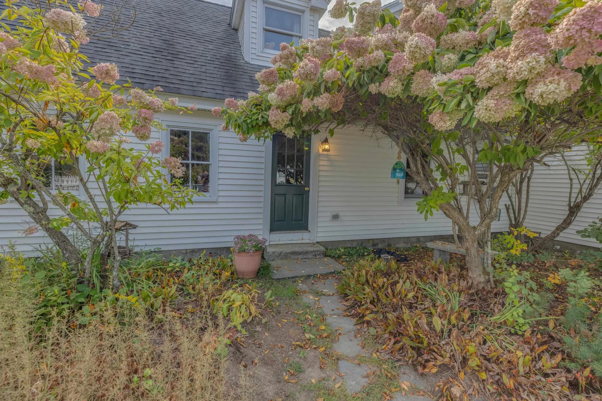 34 North Shore Road Hebron NH 03241
