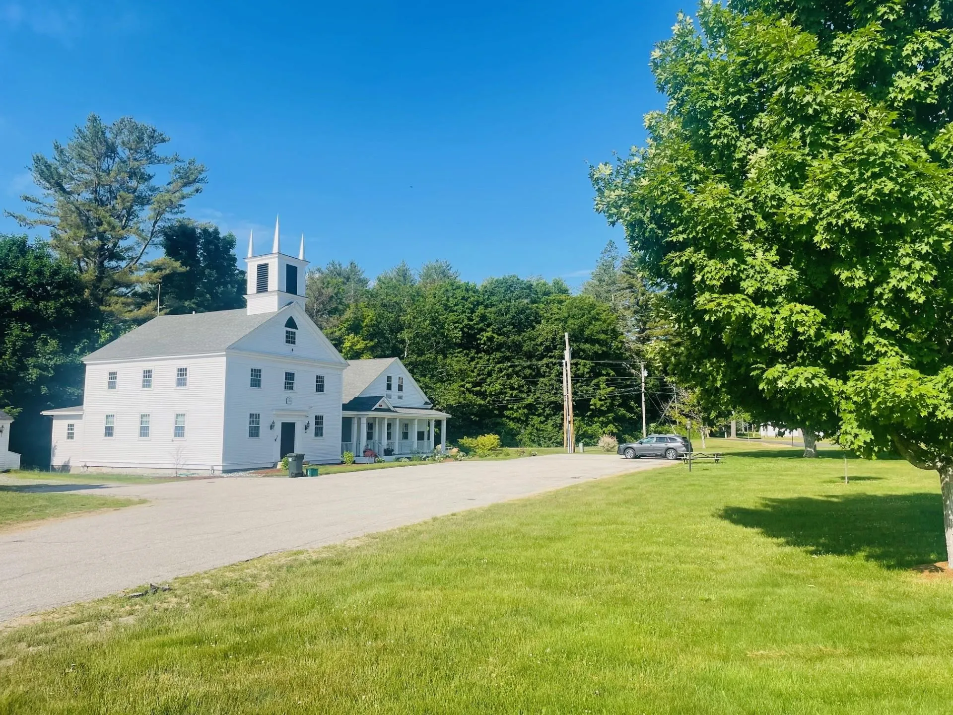 34 North Shore Road Hebron NH 03241