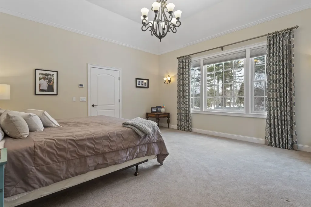 3 Whitehorse Drive Rye NH 03870