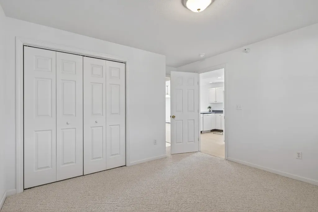 790 York Street York ME 03909