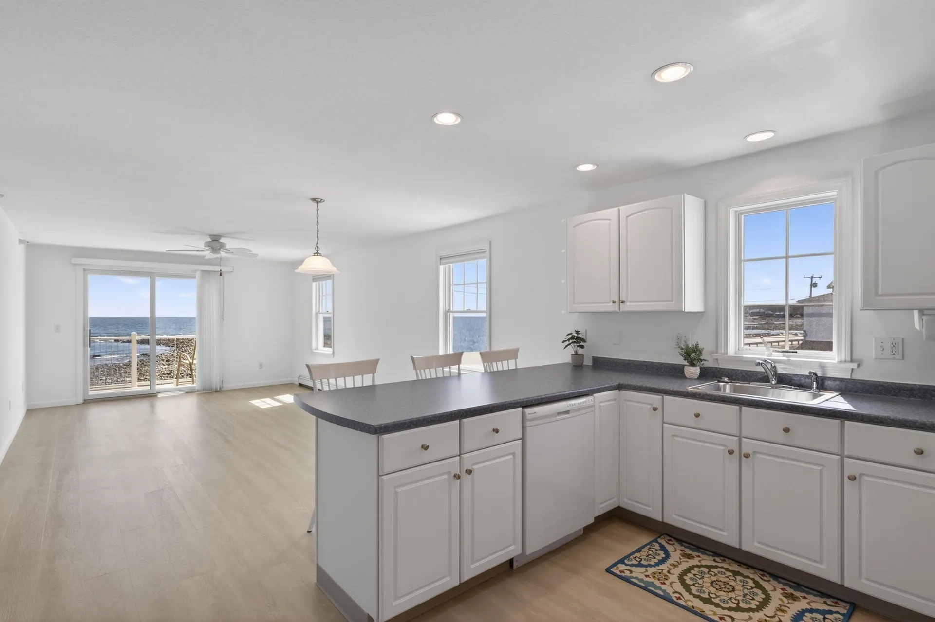 790 York Street York ME 03909