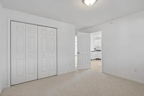 790 York Street York ME 03909