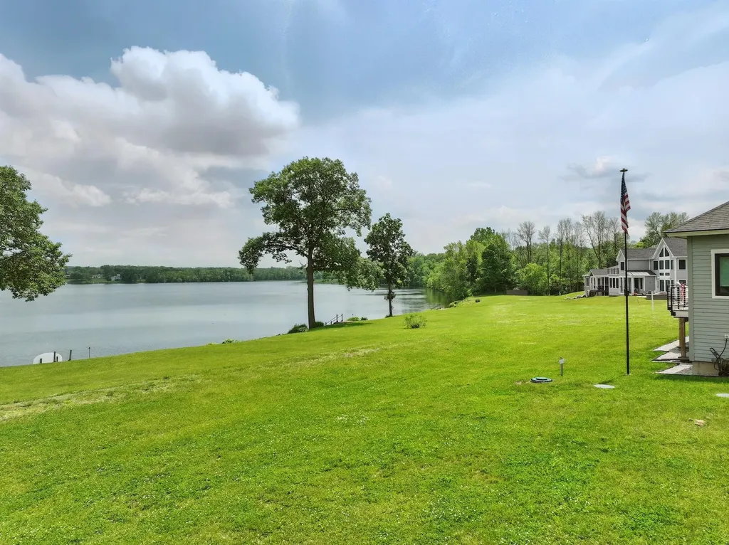 40 Rachel Way South Hero VT 05486