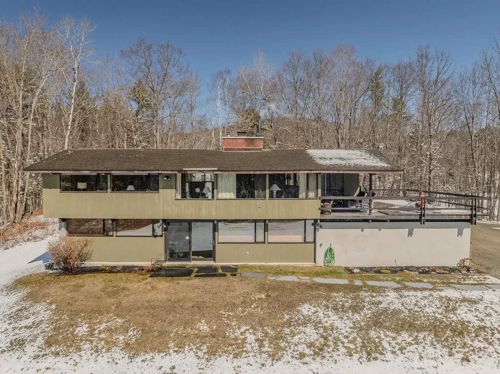 979 Farr Hill Road Littleton NH 03561