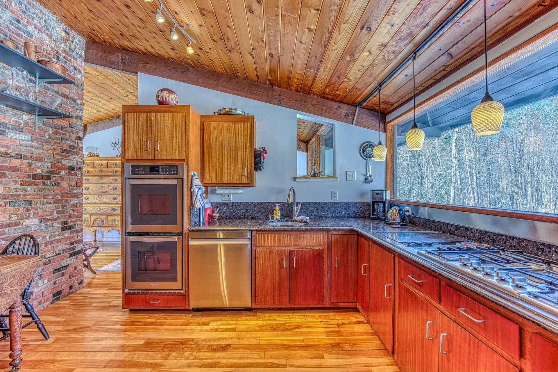 979 Farr Hill Road Littleton NH 03561