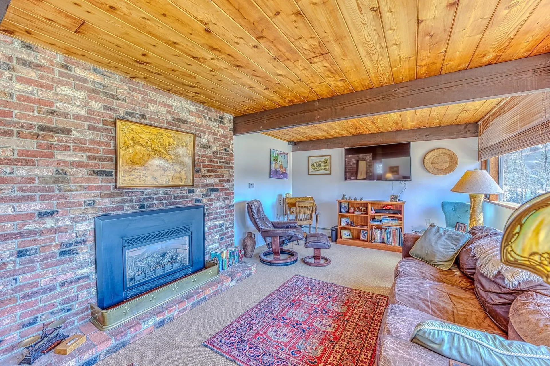 979 Farr Hill Road Littleton NH 03561