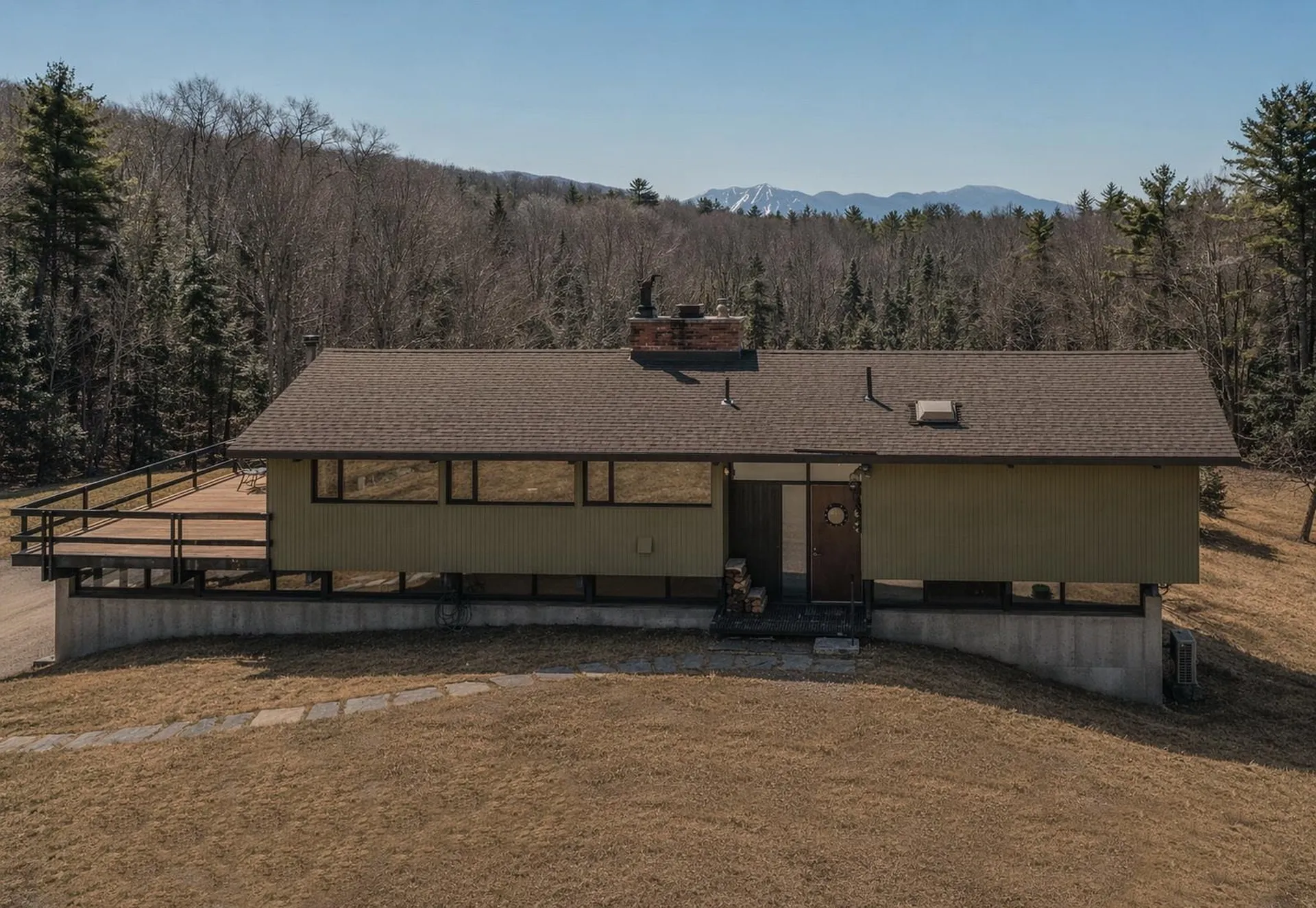 979 Farr Hill Road Littleton NH 03561