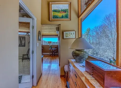 979 Farr Hill Road Littleton NH 03561