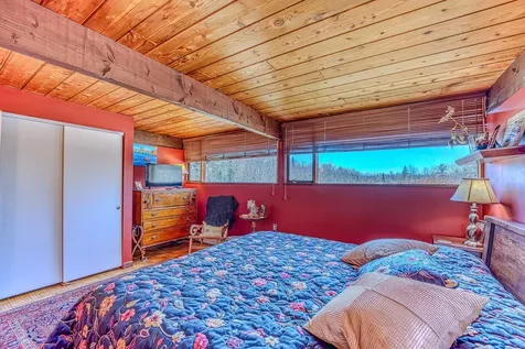 979 Farr Hill Road Littleton NH 03561