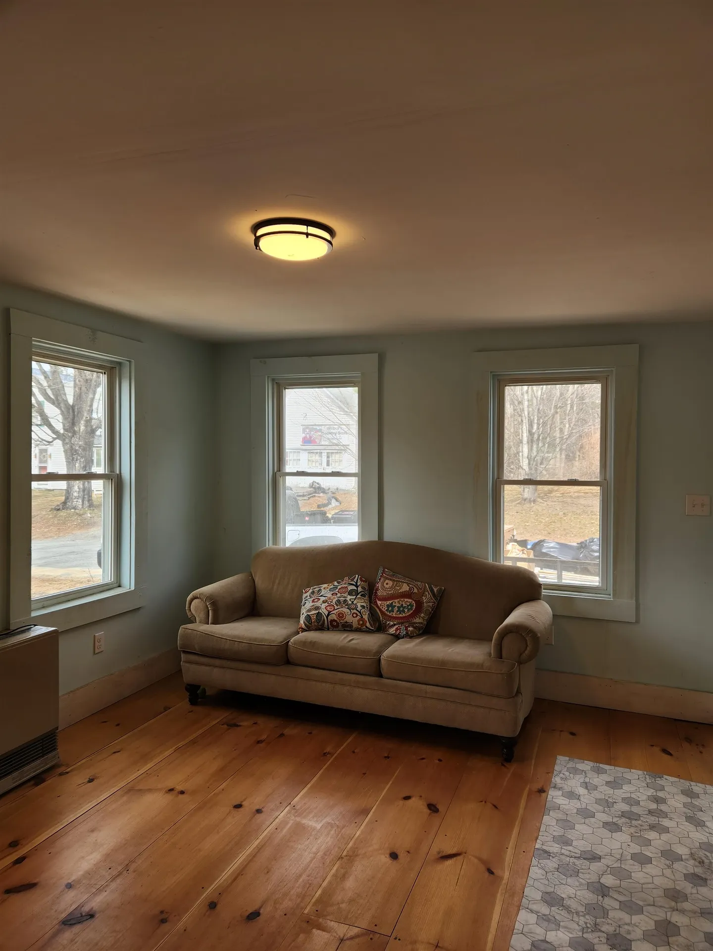 40 Library Road Grafton NH 03240
