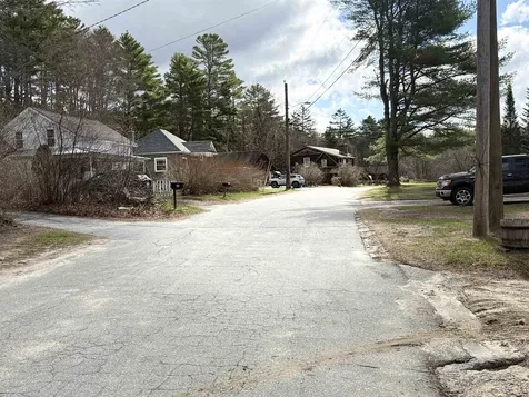 40 Library Road Grafton NH 03240