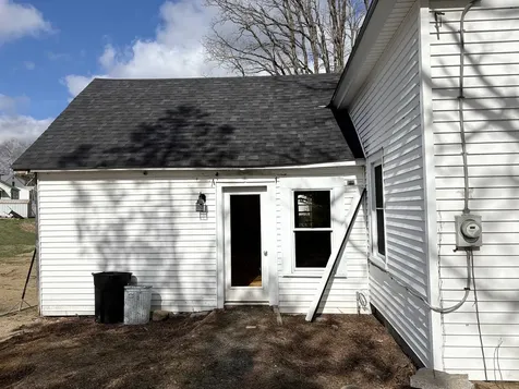 40 Library Road Grafton NH 03240