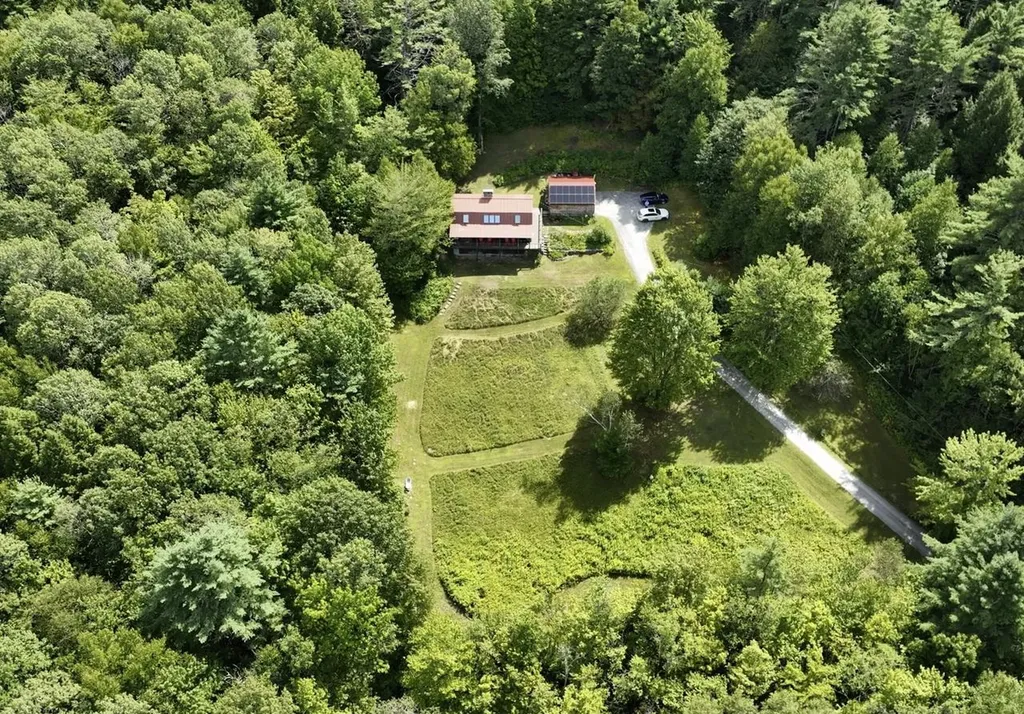 3 Old County Road Athens VT 05143