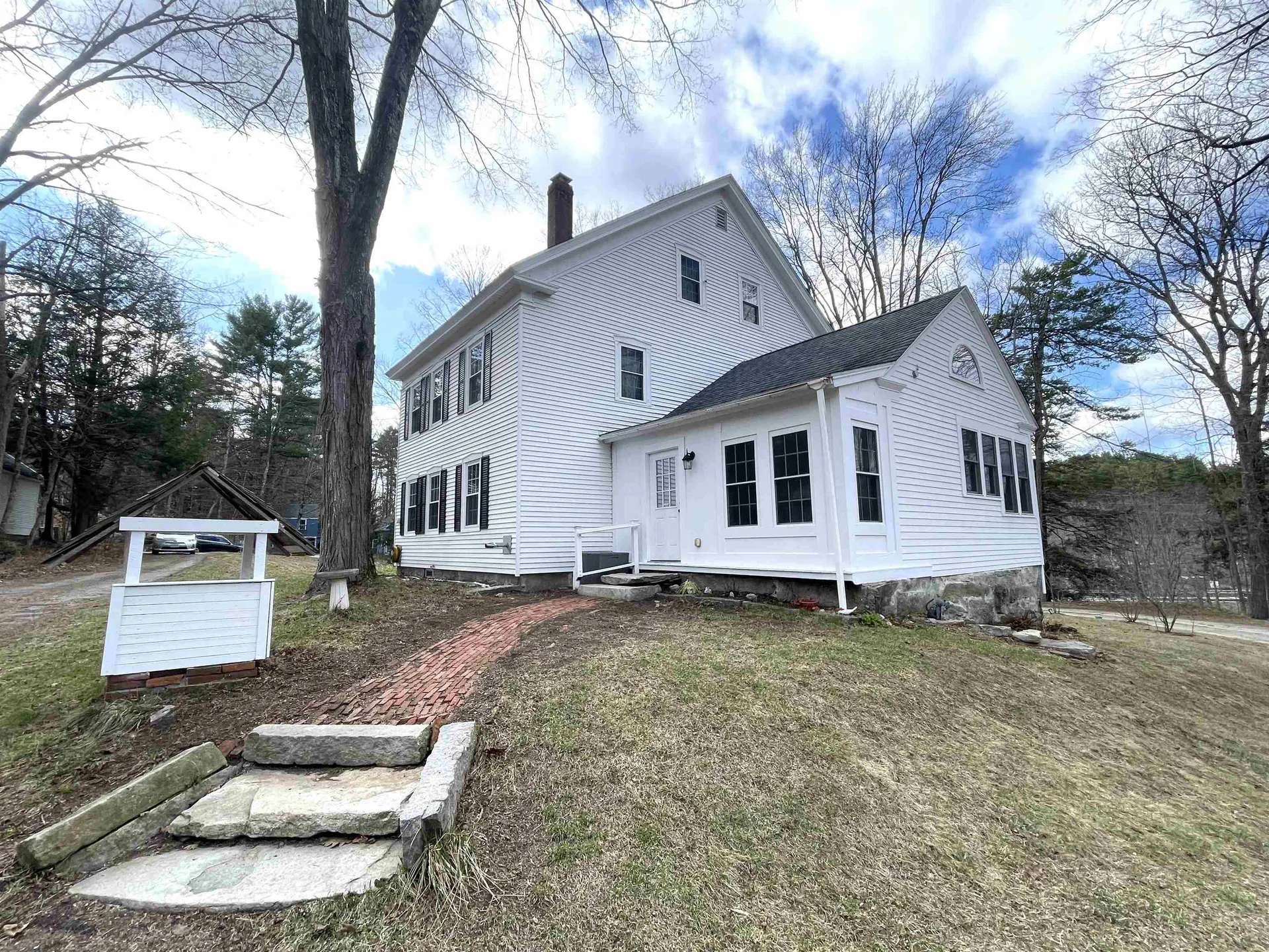 507 Old Street Road Peterborough NH 03458