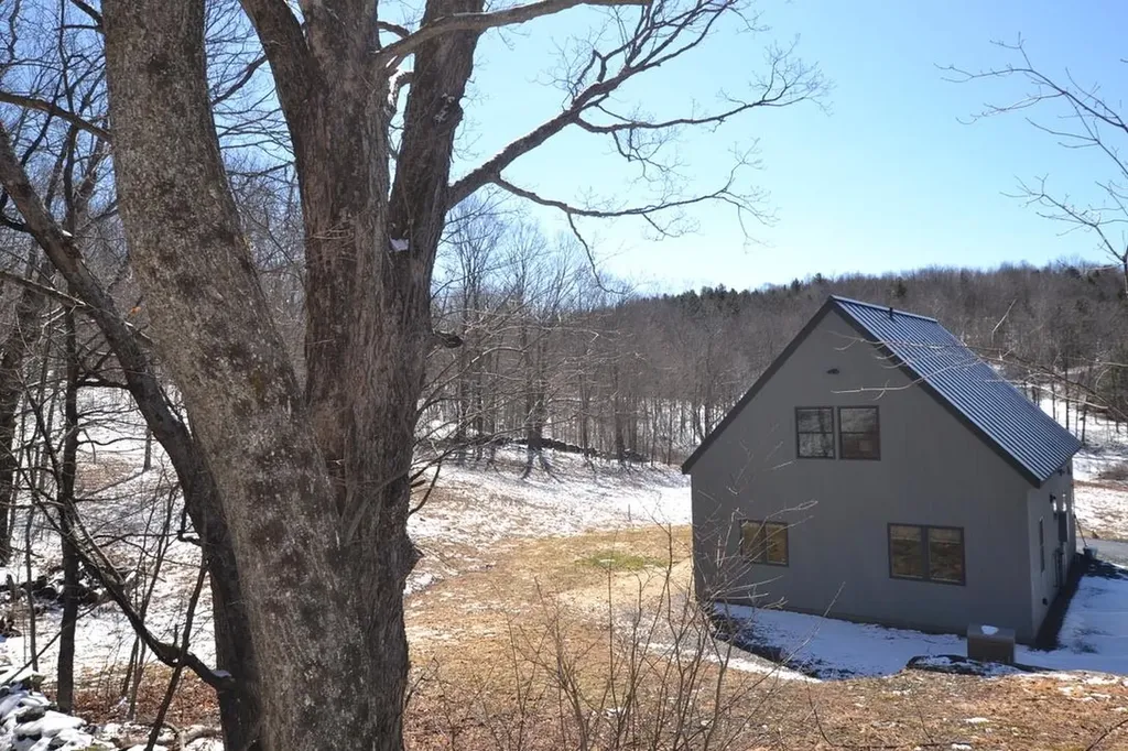 1794 Loop Road Northfield VT 05663