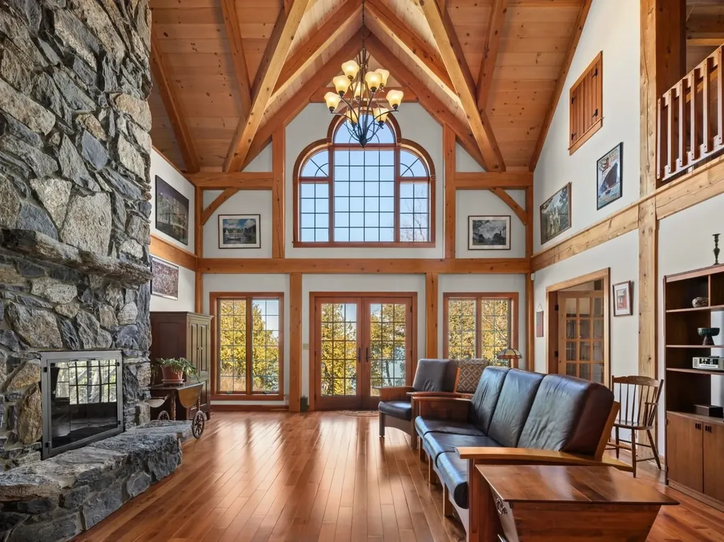 280 Hawkins Bay Lane Ferrisburgh VT 05456