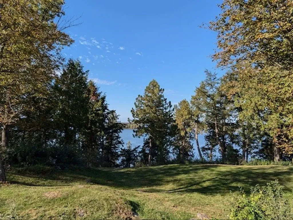 280 Hawkins Bay Lane Ferrisburgh VT 05456
