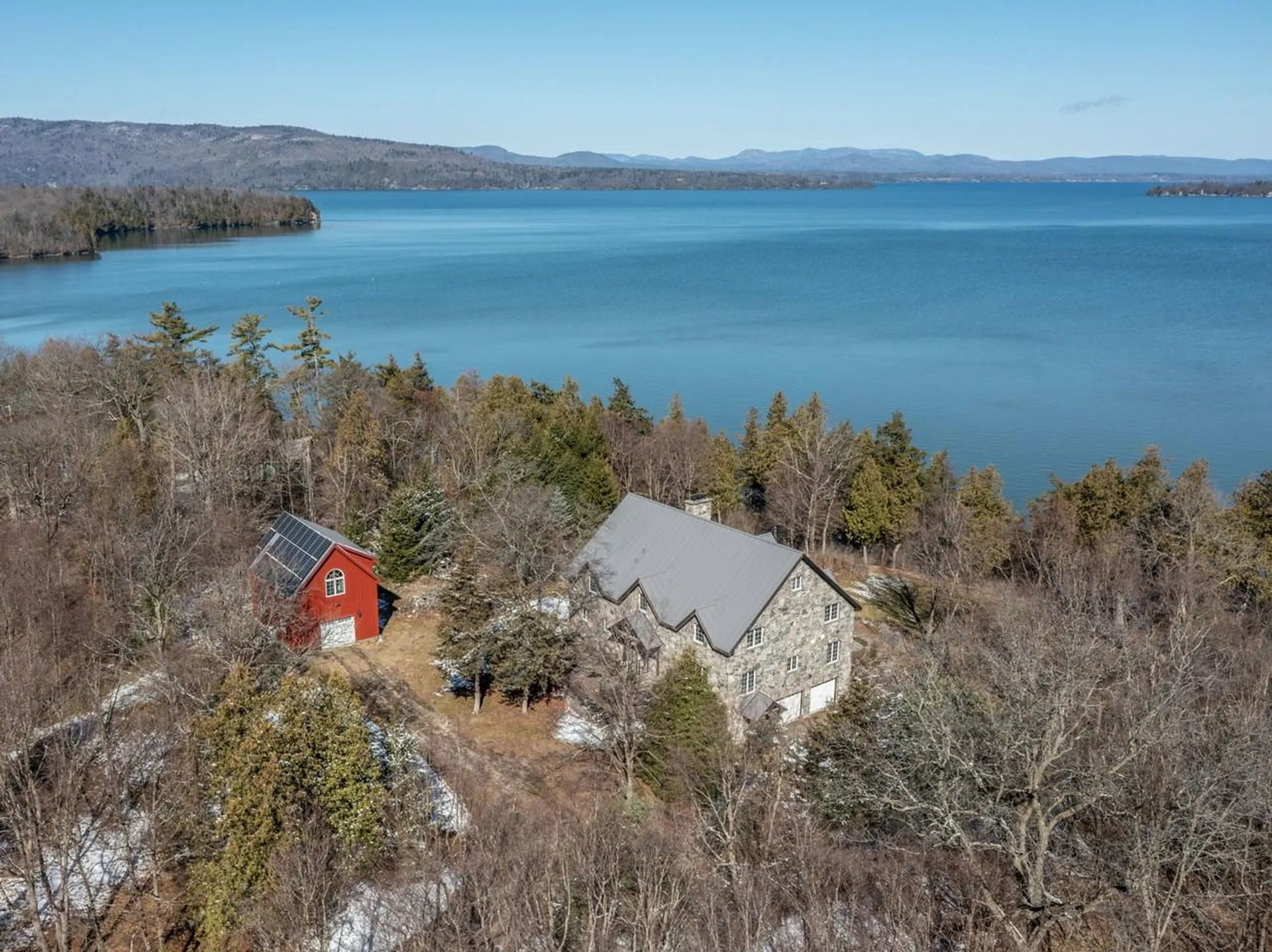 280 Hawkins Bay Lane Ferrisburgh VT 05456