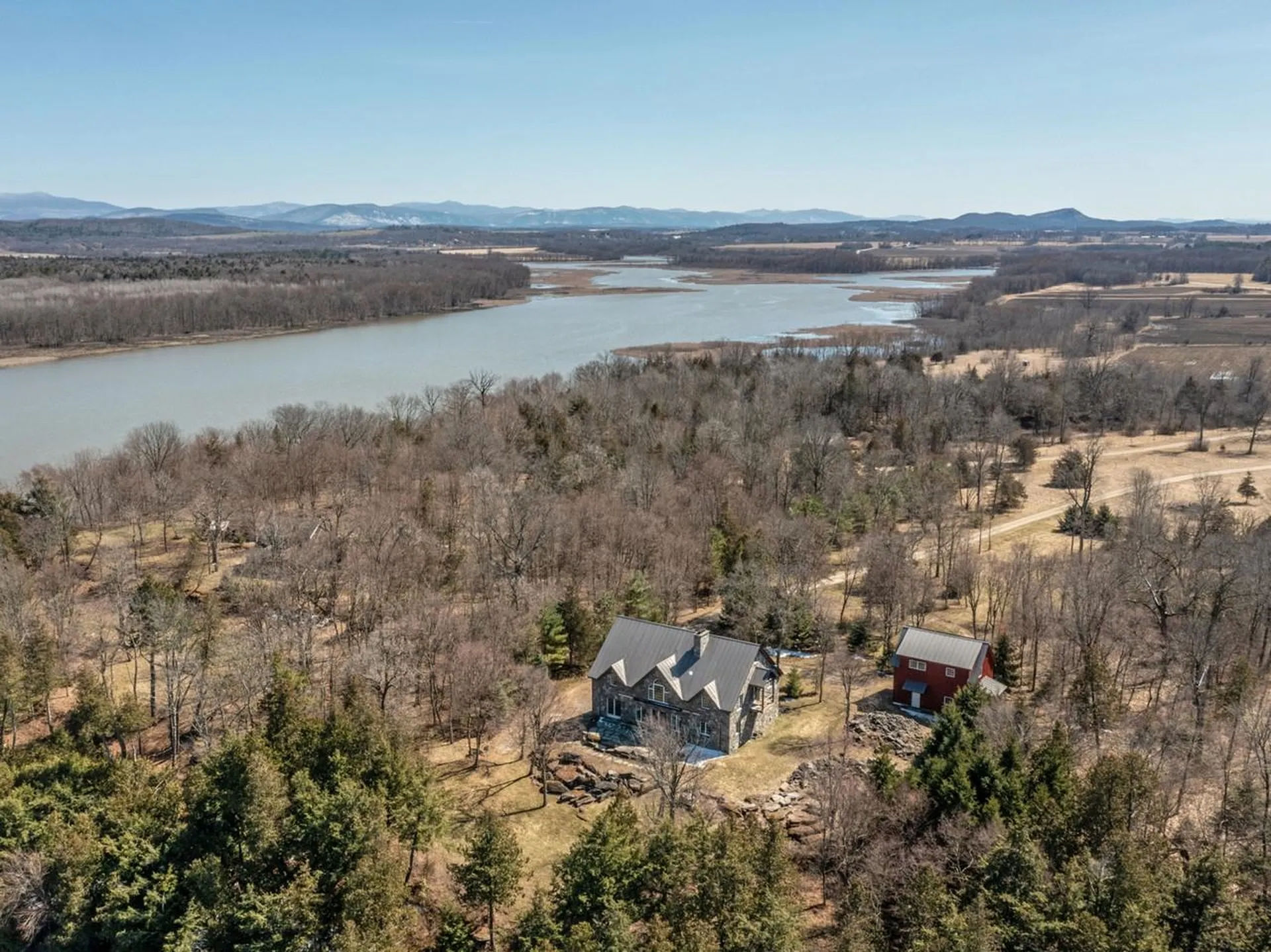 280 Hawkins Bay Lane Ferrisburgh VT 05456