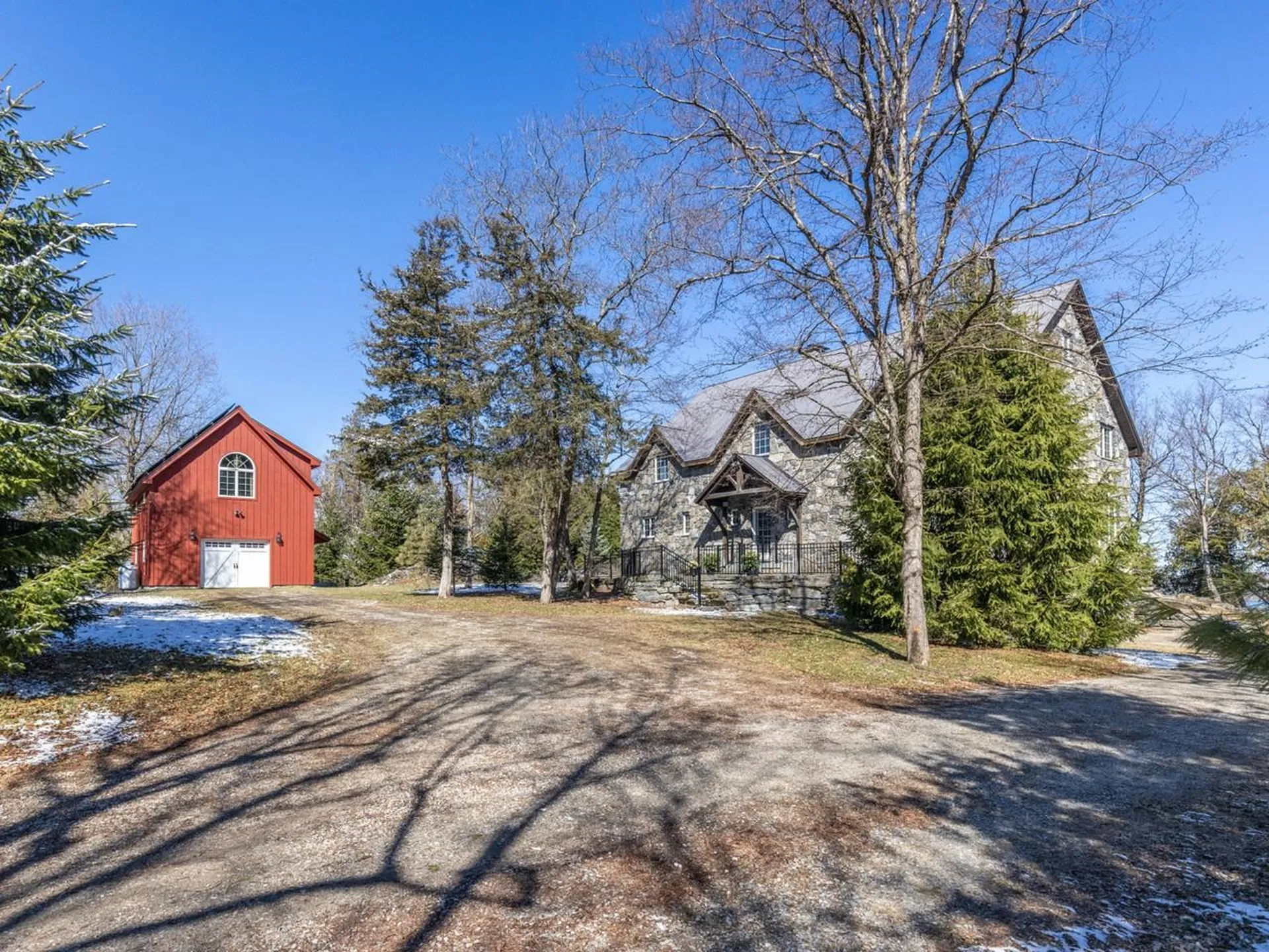 280 Hawkins Bay Lane Ferrisburgh VT 05456