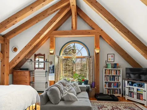 280 Hawkins Bay Lane Ferrisburgh VT 05456