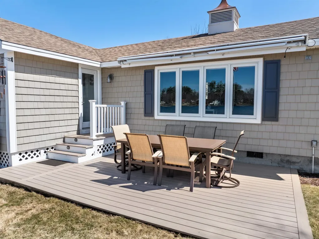 86 Sunset Drive Belmont NH 03220