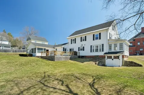 20 School Street Newport NH 03773