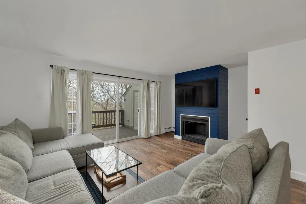 1465 Hooksett Road Hooksett NH 03106