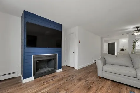 1465 Hooksett Road Hooksett NH 03106