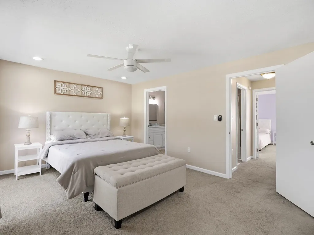 3 Arlington Street Merrimack NH 03054-4437