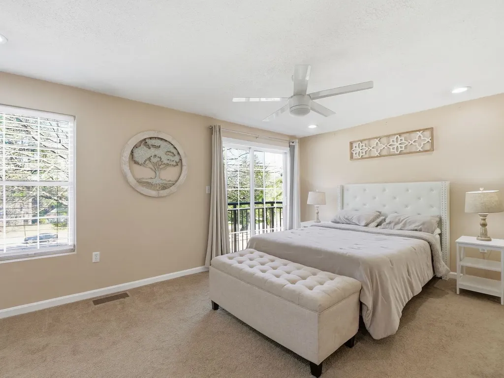 3 Arlington Street Merrimack NH 03054-4437