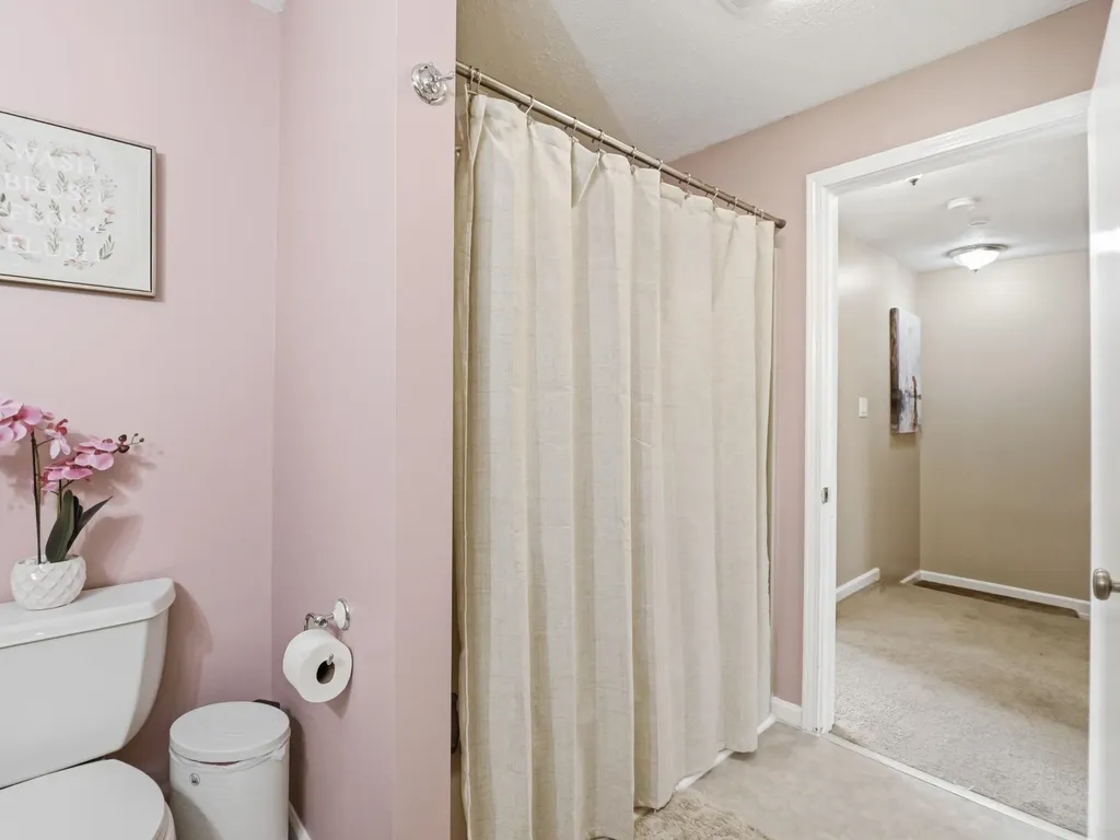 3 Arlington Street Merrimack NH 03054-4437