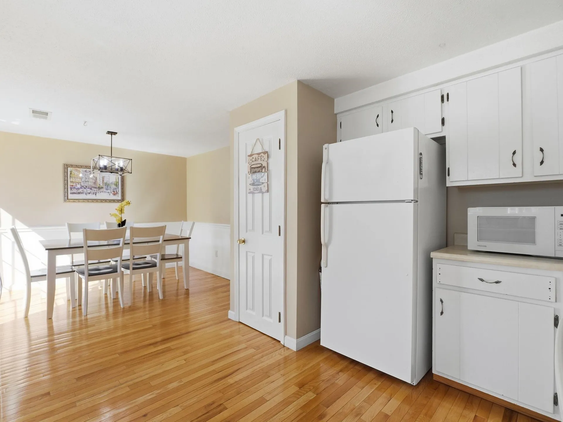 3 Arlington Street Merrimack NH 03054-4437