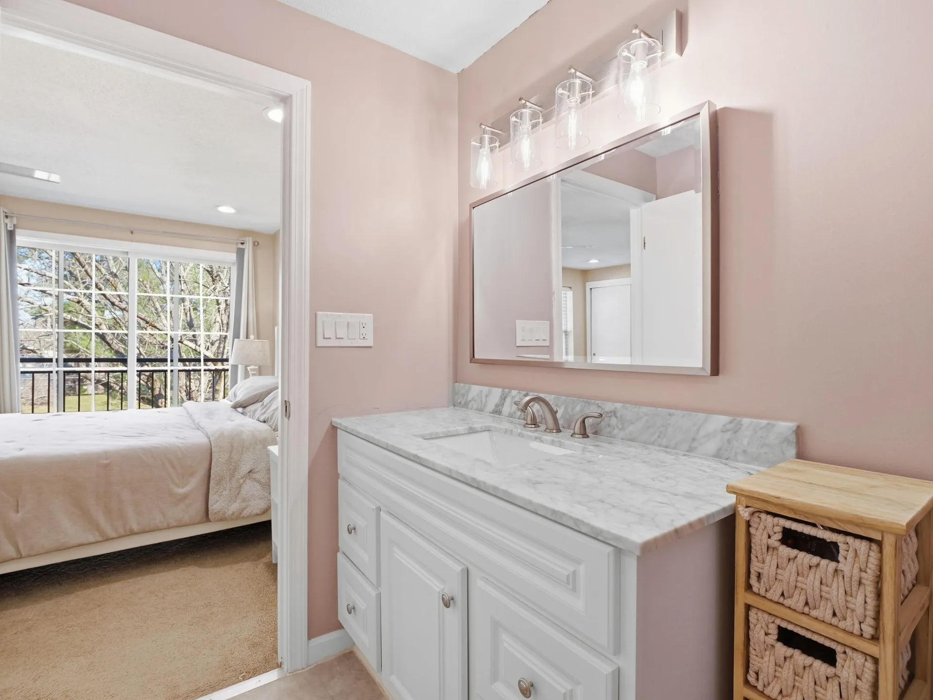 3 Arlington Street Merrimack NH 03054-4437