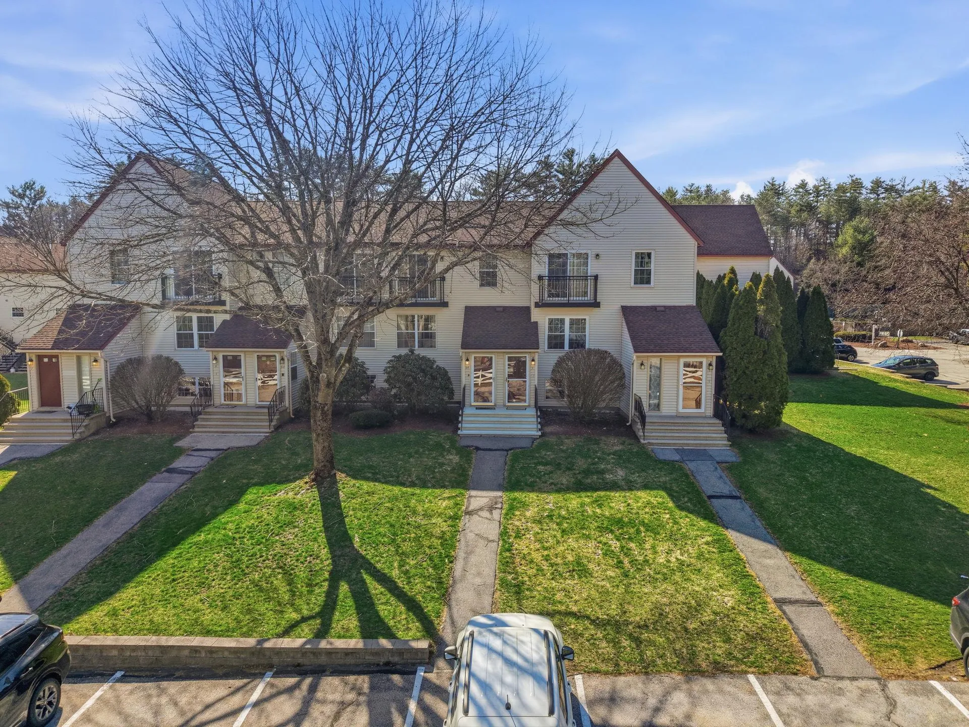 3 Arlington Street Merrimack NH 03054-4437