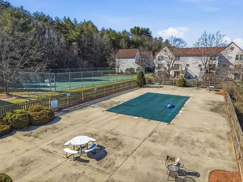 3 Arlington Street Merrimack NH 03054-4437