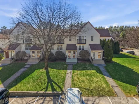 3 Arlington Street Merrimack NH 03054-4437