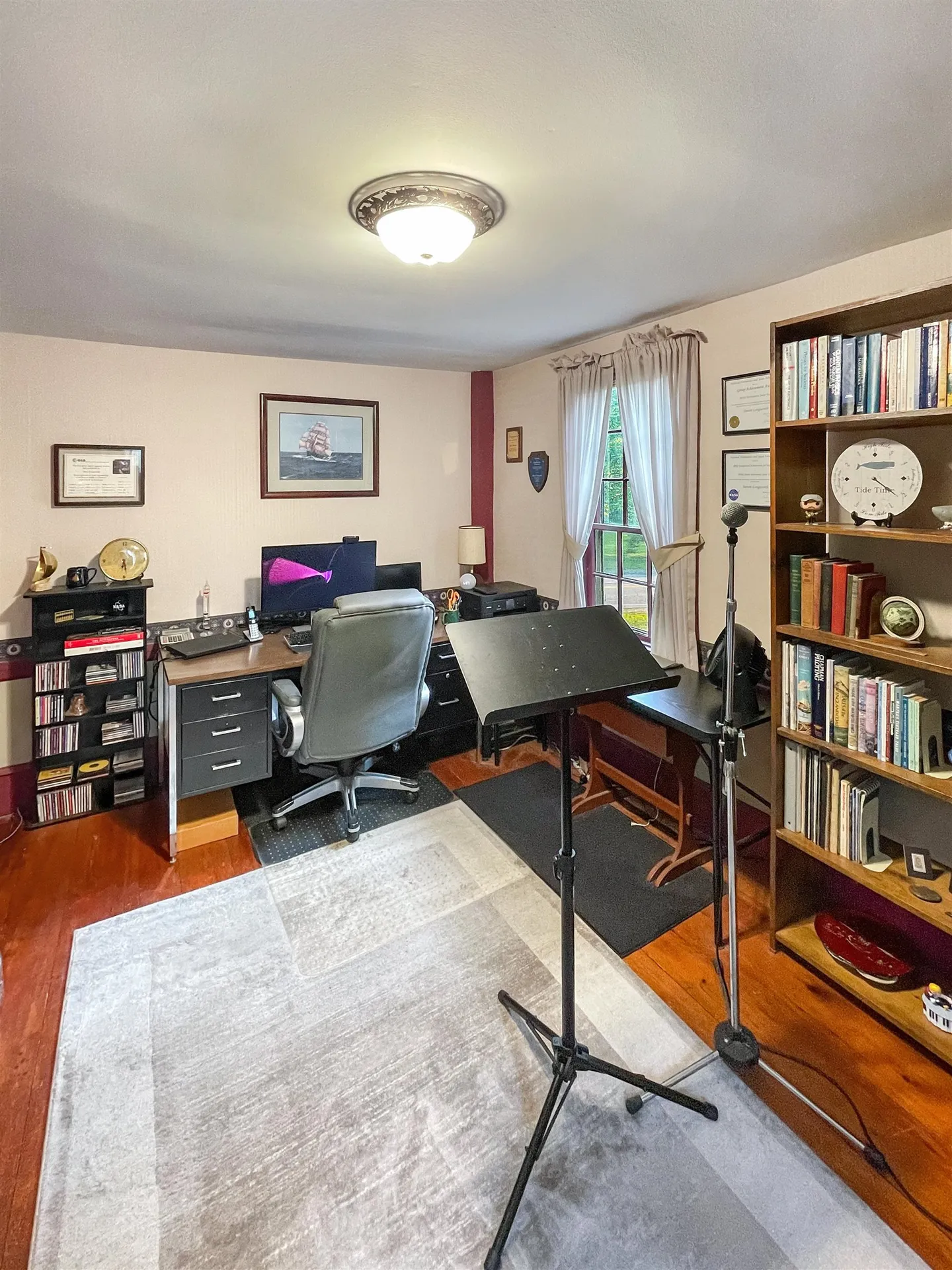 1 Mast Road Lee NH 03861