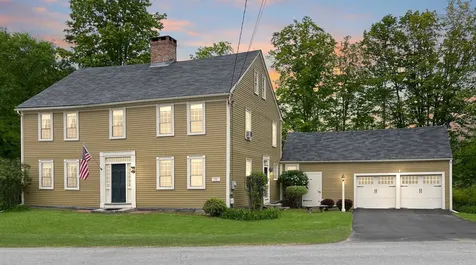 1 Mast Road Lee NH 03861