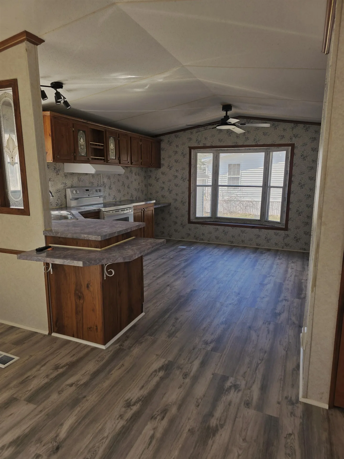 4 Eddy Drive Boscawen NH 03303