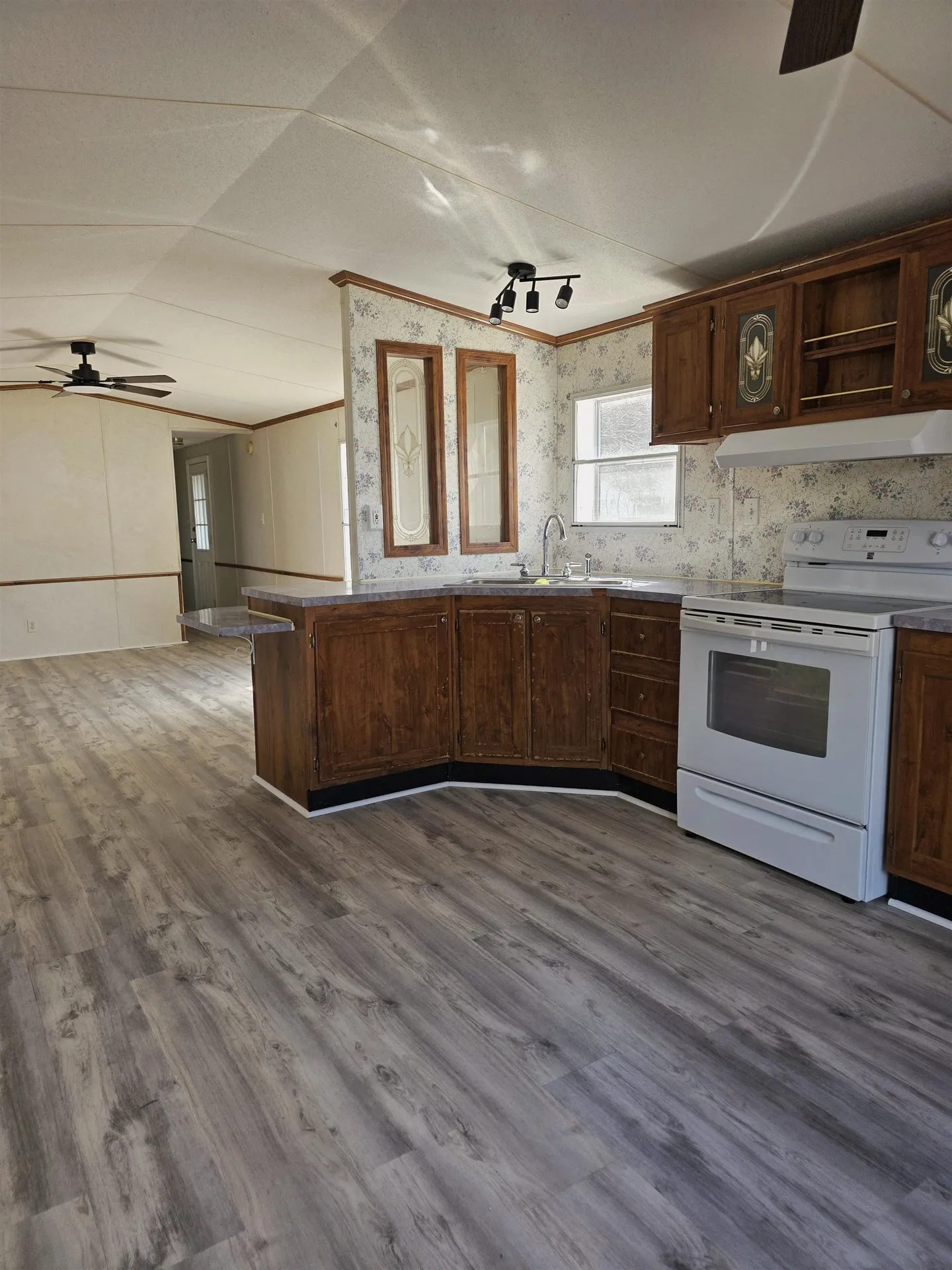 4 Eddy Drive Boscawen NH 03303
