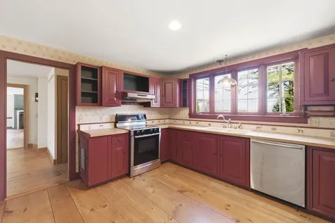 29 Kona Farm Road Moultonborough NH 03254