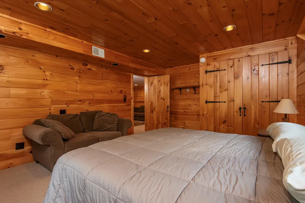 365 Timson Hill Road Newfane VT 05345