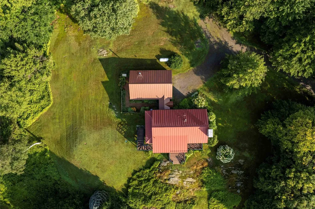 365 Timson Hill Road Newfane VT 05345