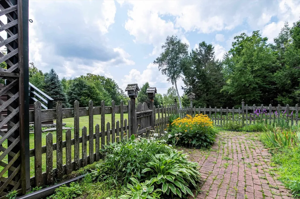 365 Timson Hill Road Newfane VT 05345