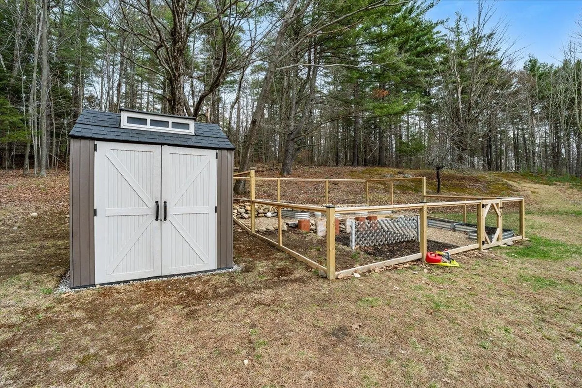 450 Clough Road Pittsfield NH 03263