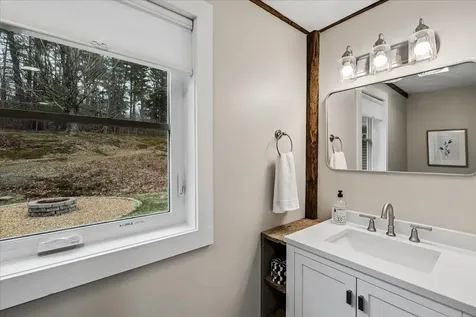450 Clough Road Pittsfield NH 03263