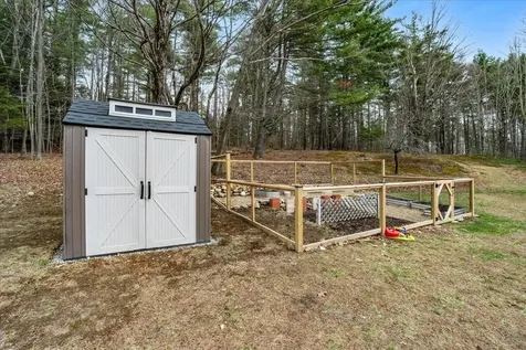 450 Clough Road Pittsfield NH 03263